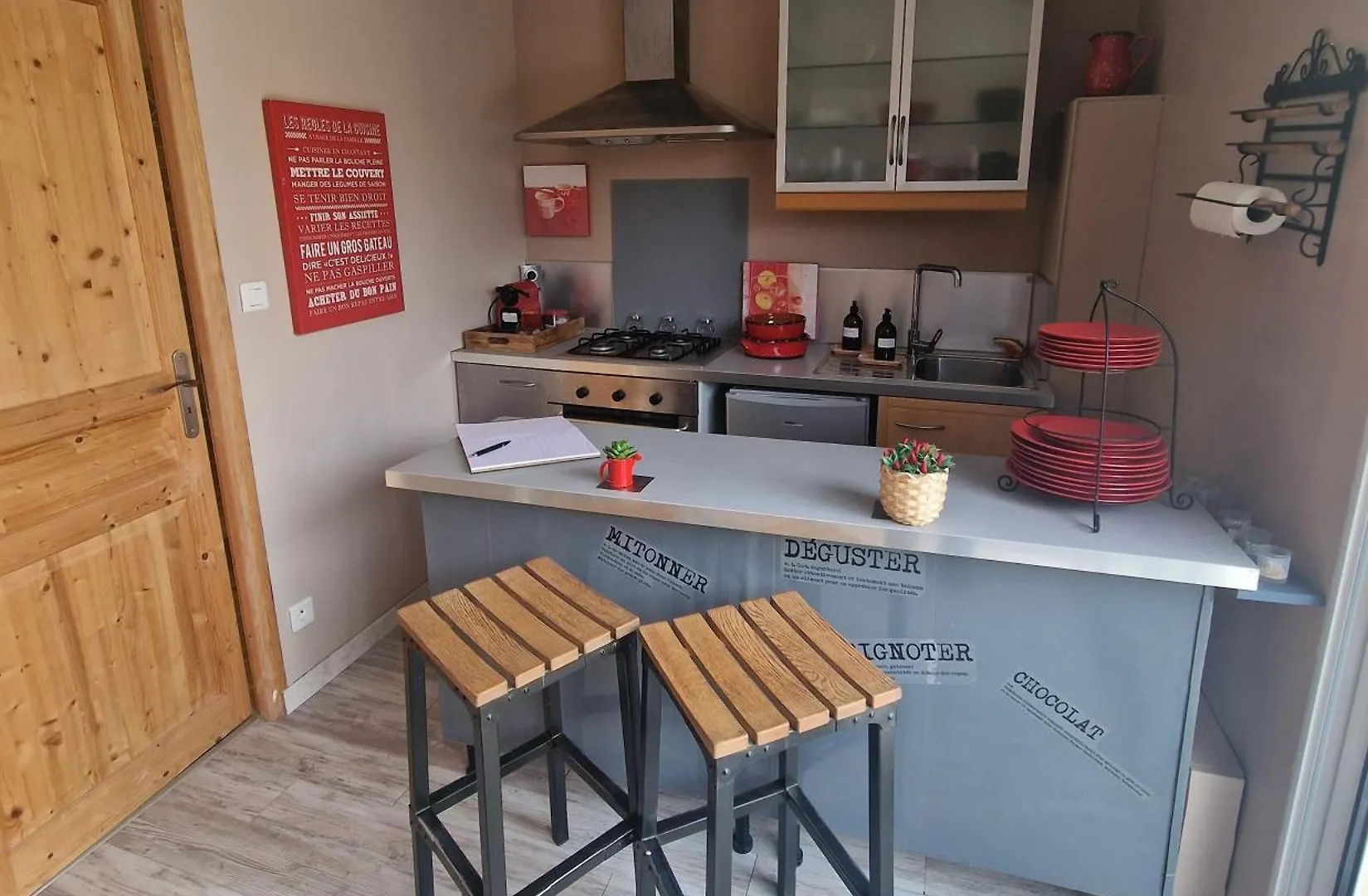 Parenthese Caumontoise . Apartment 0*, Caumont-sur-Durance