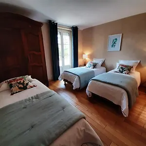 La Souveraine Hébergement de vacances Saint-Genis-Laval